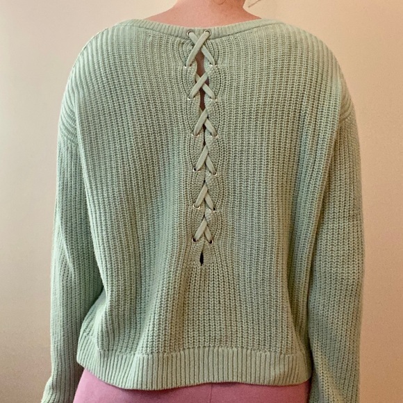 Oversized Green Crewneck Sweater by Reserved - Picture 2 of 5